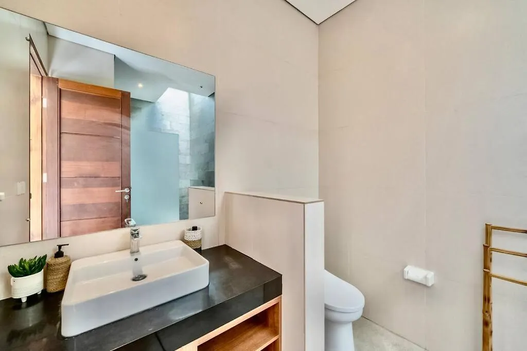 Exclusive 2Br Villa With Bathroom En Suite And Privat Pool Kerobokan 0*,  Indonésie